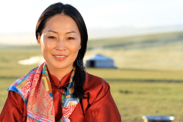 П.Анужин эксээ “Diss” хийв үү